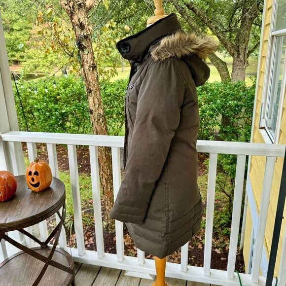 Soia & Kyo Herringbone Down Parka with fur lined zip off hood. Size Petite Small - Picture 3 of 10